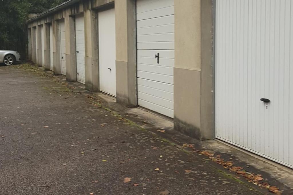 リモージュQuartier Des Emailleurs-T4 Avec Balcon Et Garageアパートメント エクステリア 写真